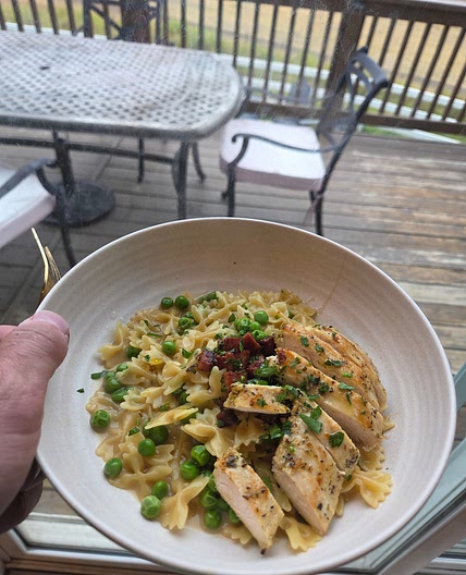 Ditalini and peas