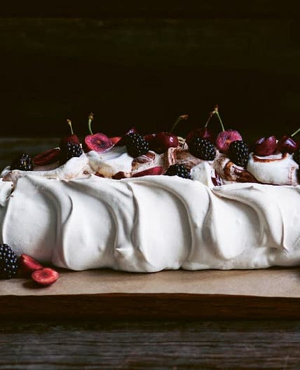 Centrepiece Pavlova | Donna Hay
