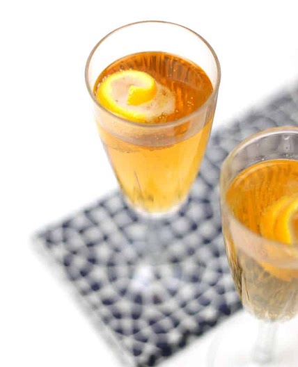 Seelbach Bourbon Champagne Cocktail