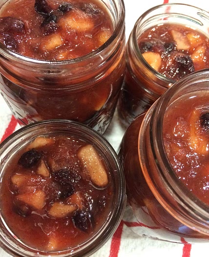 Apple, Pear, Rhubarb Chutney with Spiced Rum - 16  (250 ml) jars