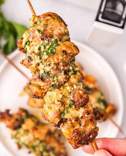 Garlic Butter Chicken Kebabs with lemon & herb dip