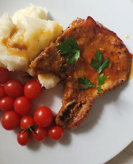 Honey Garlic Slow Cooker Pork Chops
