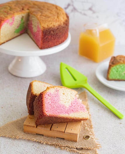 Marble sponge cake
