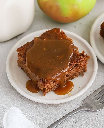Apple Spice Cake