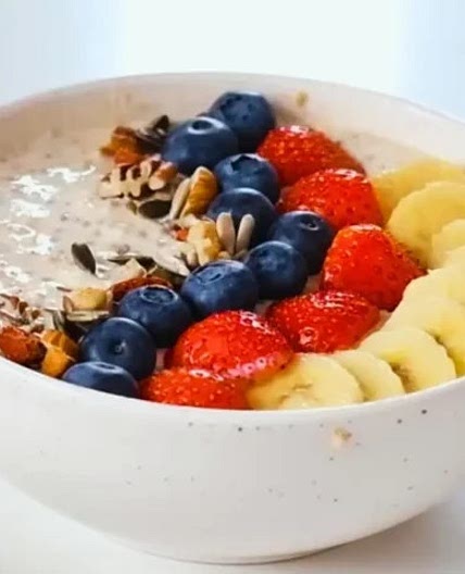 Tropical Smoothie Chia Oatmeal Pudding Recipe