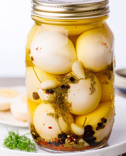 Pickled Eggs with Beets