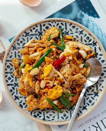 Easy Egg Stir Fry with a Savory and Sour taste