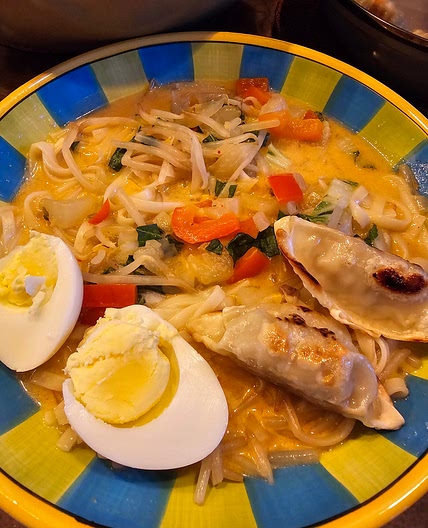 Rode curry noedelsoep