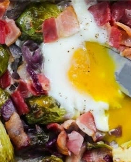 One Pan Breakfast Hash with Turkey Bacon