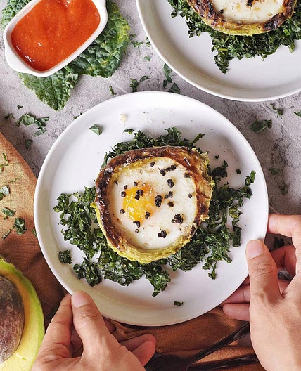 Grilled Avocado With Egg