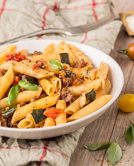 One pot de pâtes boeuf bolognaise au Cookeo