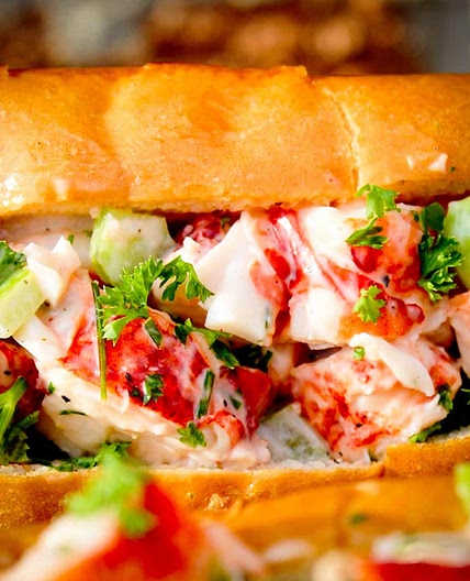 Best Lobster Roll Recipe (Classic, 10 Min)