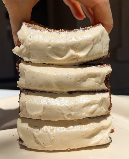 cinnamon roll banana bread