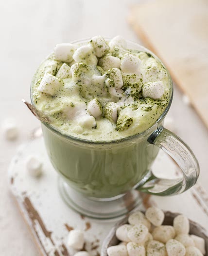 4-Ingredient Matcha Hot Chocolate