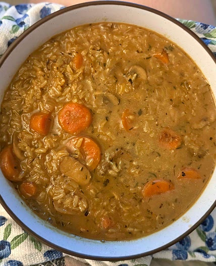Creamy mushroom and rice soup 