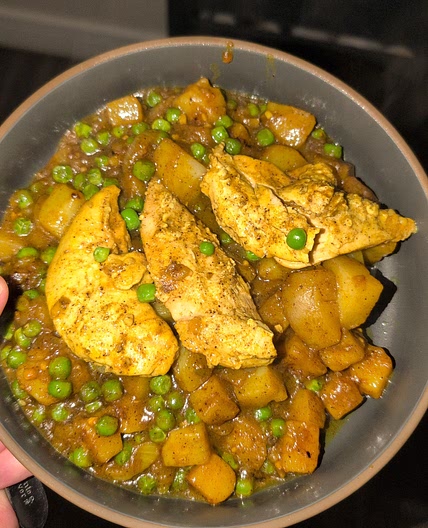 Tumeric cod (or chicken) with Potatoes and Onion