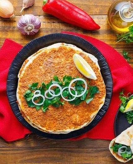 Lahmacun - türkische Pizza