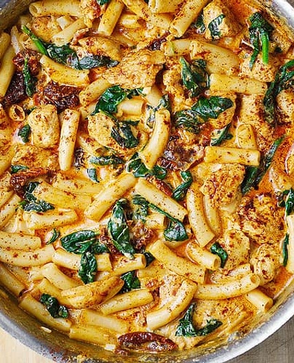 Asiago Chicken Pasta with Sun-Dried Tomatoes and Spinach