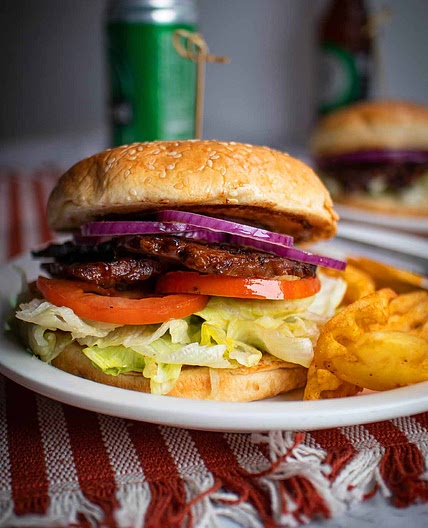 Vegan BLT with Tempeh Bacon