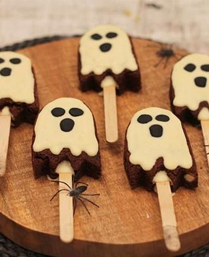 Halloween Boo Brownie Pops Recipe