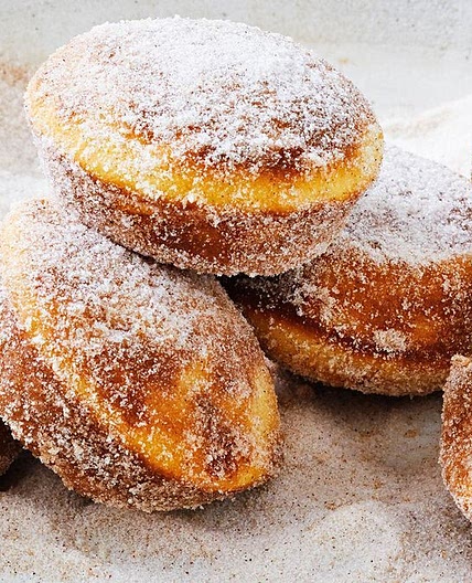 Pie maker Nutella doughnuts recipe