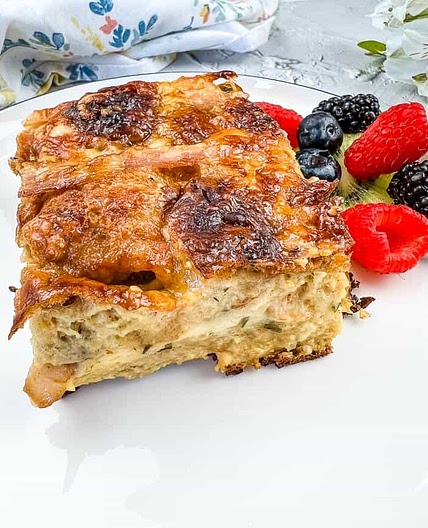 Hot Cross Bun Breakfast Casserole