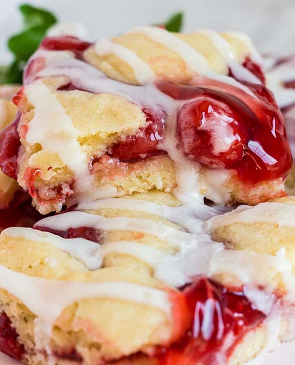Easy Cherry Pie Bars for a Crowd