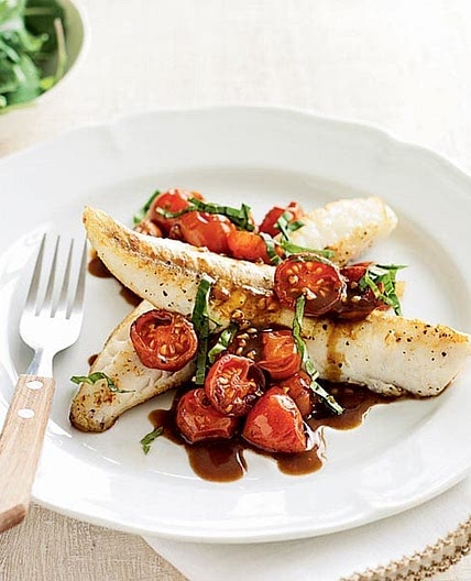 White fish with cherry tomatoes