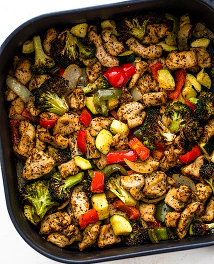 Healthy Air Fryer Chicken and Veggies (20 Minute!)