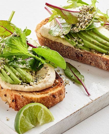 Avocado and hummus toast recipe