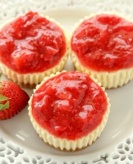 Mini Strawberry Cheesecakes