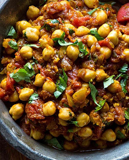 Chhole (Chickpea Curry)
