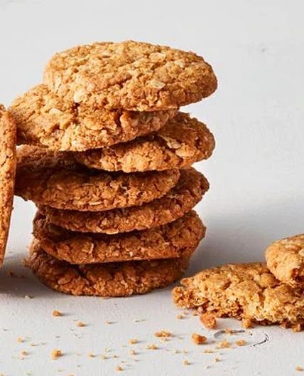 The best chewy Anzac biscuits recipe