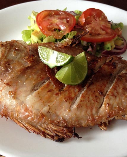 Receta de Mojarra frita con ensalada
