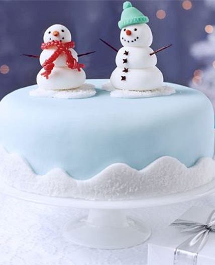 Snowman friends cake decoration