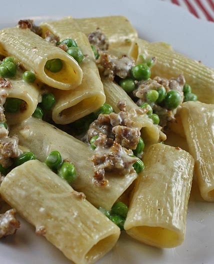 Pasta with Peas and Sausage