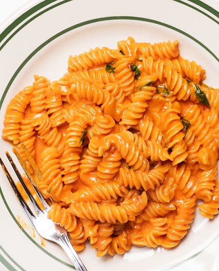 Pasta Alla Vodka With Basil and Parmesan