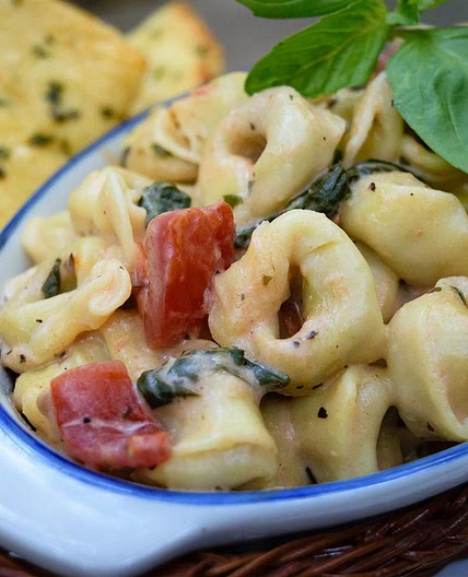 Spinach Tomato Tortellini