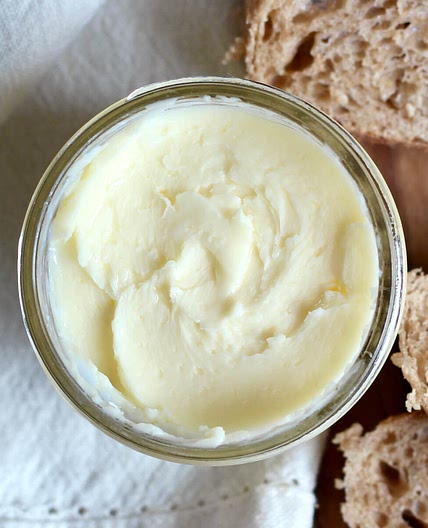How to Make Butter in a Jar