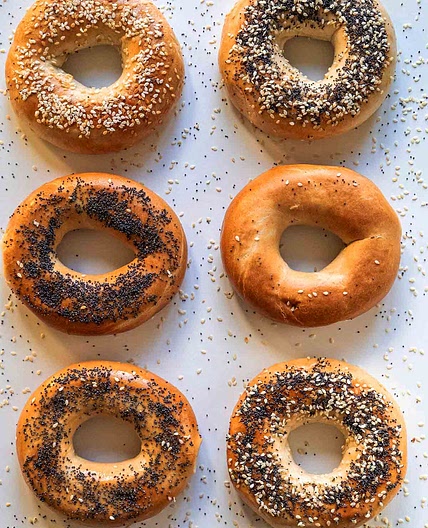 Homemade Bagels Recipe (NY Style!)