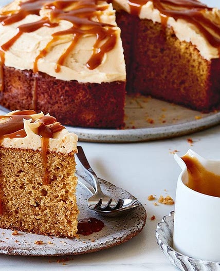 Caramel butter cake