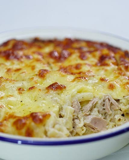 Tuna Pasta Bake Recipe | Quick & Cheesy Dinner Favourite