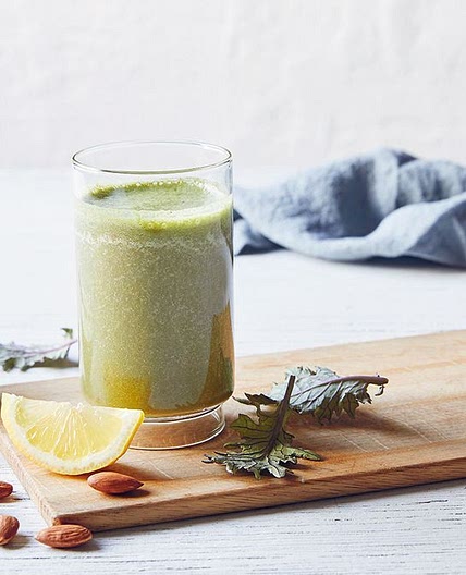 Cleansing breakfast smoothie