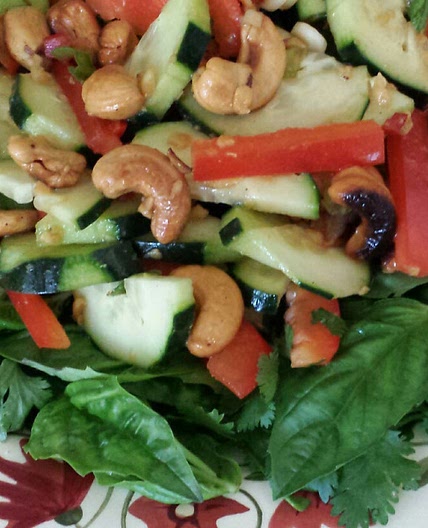 Thai Salad With Cashews