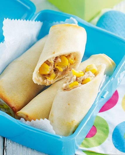 Tuna and corn spring rolls