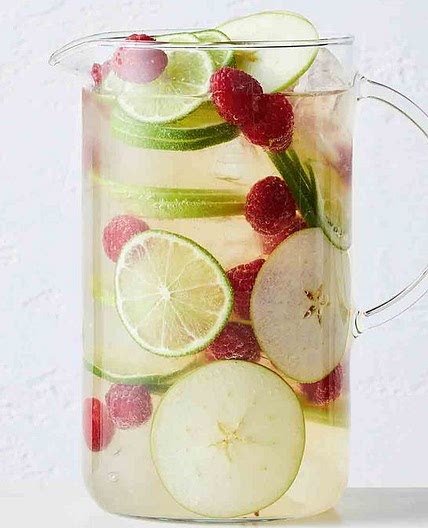White Christmas sangria recipe