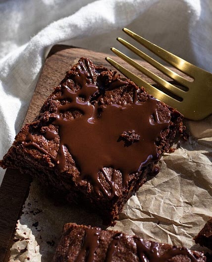 Vegan Olive Oil Oat Flour Brownies