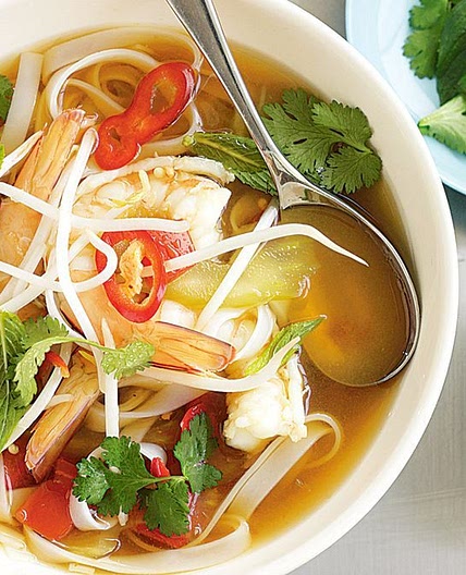 Hot and sour prawn soup