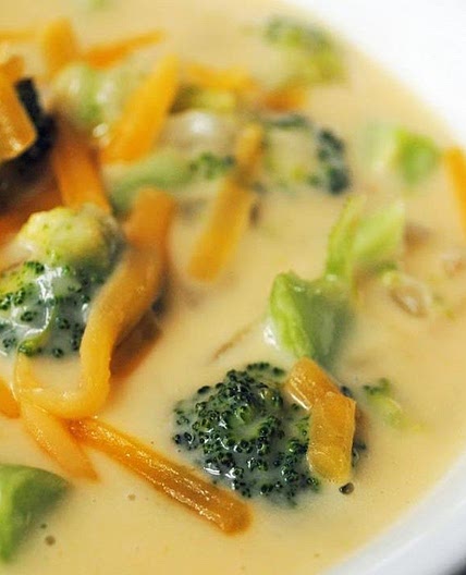 Slow Cooker Cream of Broccoli Soup