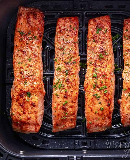 Air Fryer Salmon Recipe (Perfect In 10 Minutes!)